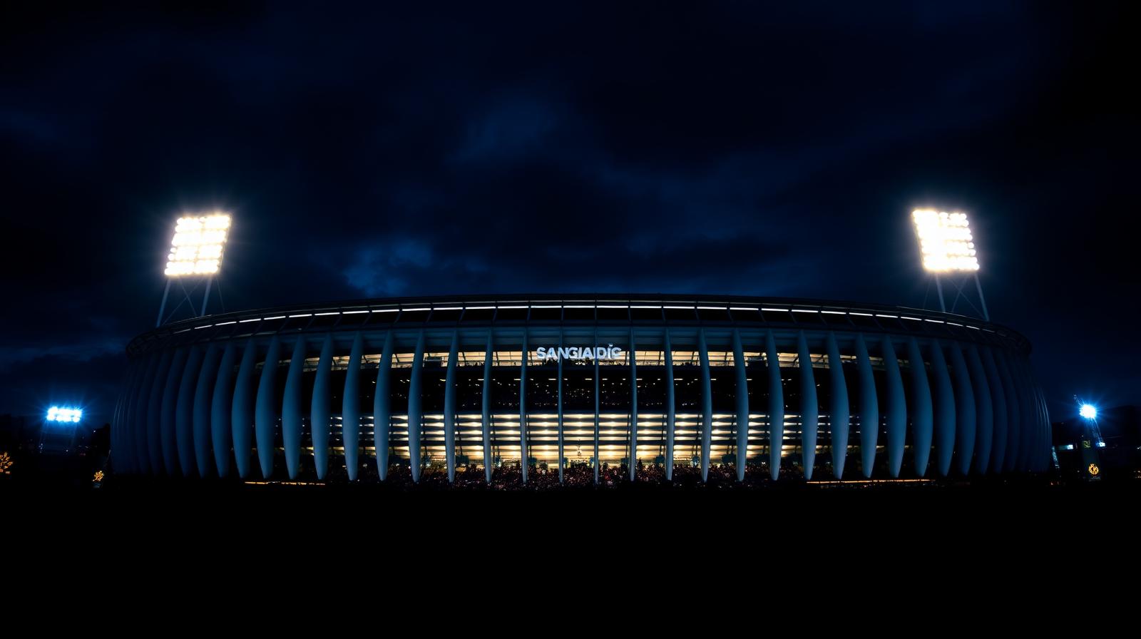 The Santiago Bernabéu on game day